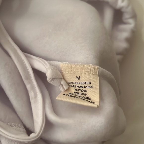 Live Dazed Women NWT-Size Med Sweatshirt-super soft - Picture 7 of 7